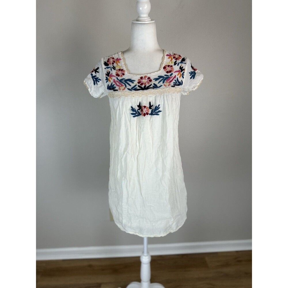 THML XS Mini Dress White Embroidered Floral Crochet Lace Eclectic Folk Boho